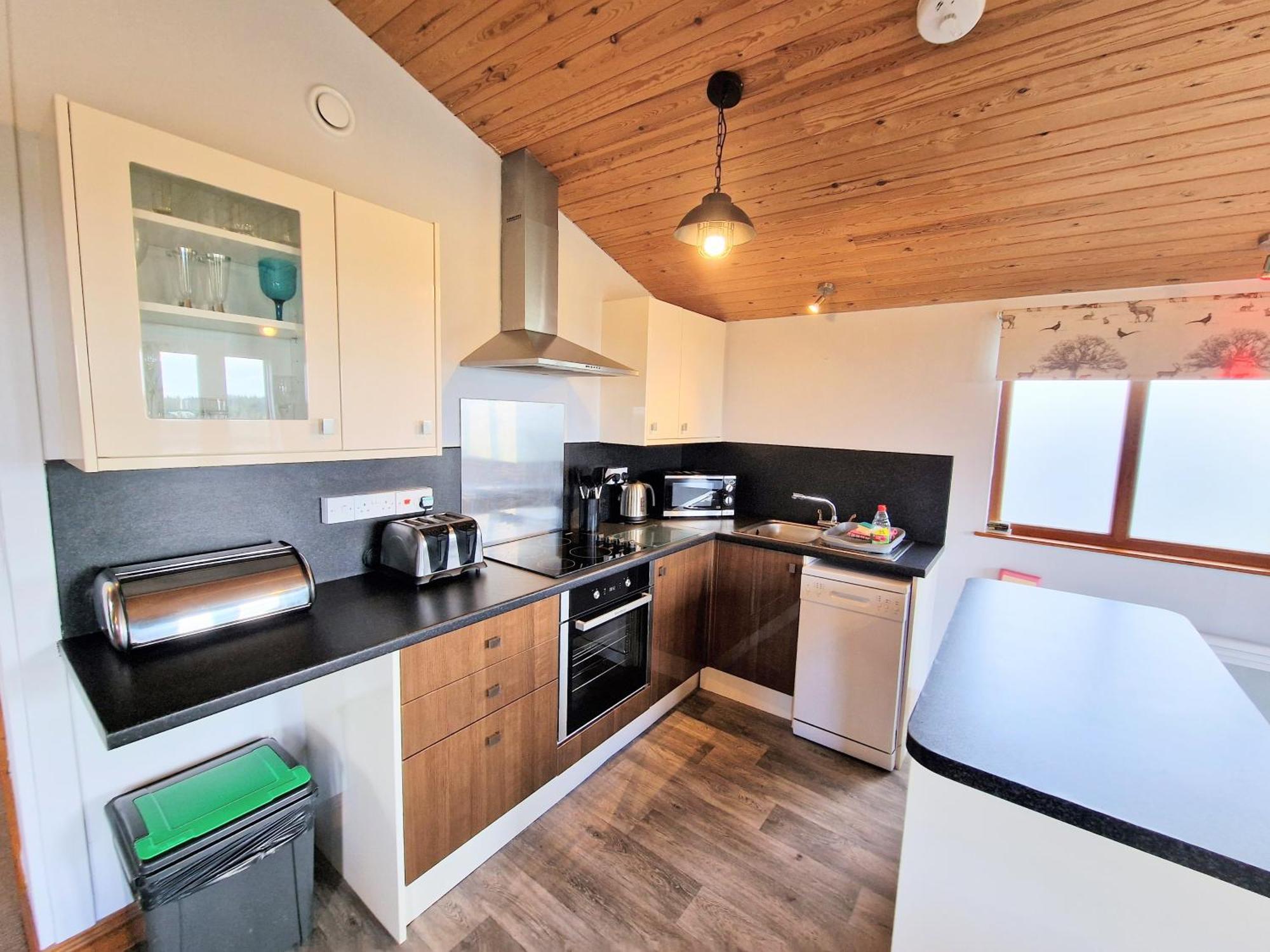 Ochil 8 With Private Hot Tub - Fife - Loch Leven - Lomond Hills Villa Kelty Eksteriør bilde